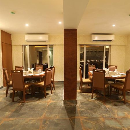 Hotel Cliffton Mumbai Exteriör bild